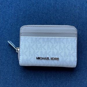 Michael Kors Medium Zip Around Card Case In Bright White